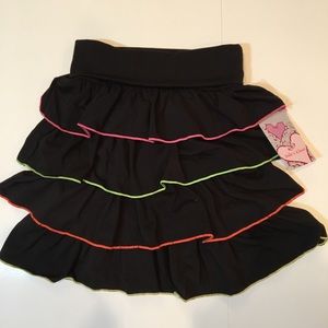 Girls 4 Tier Skirt Black sz 7/8 NWT